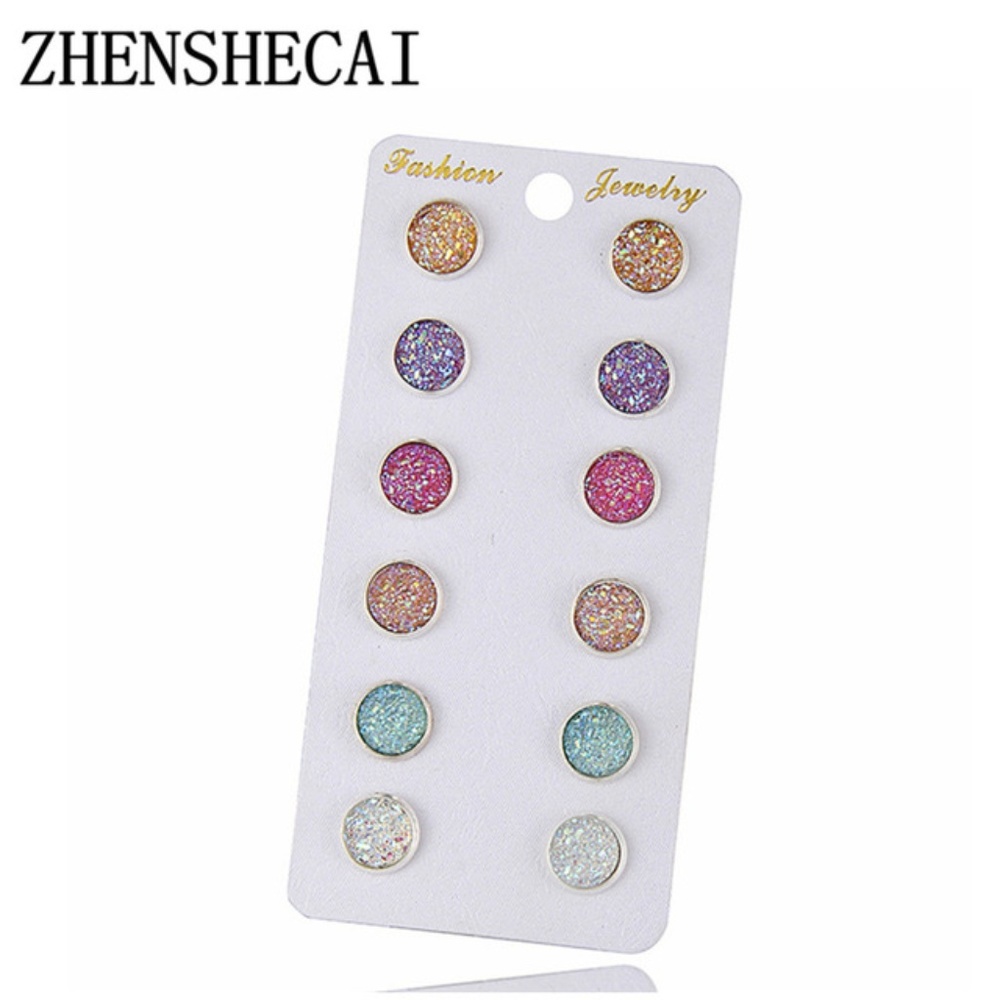 6 pairs of sparkling stud earrings